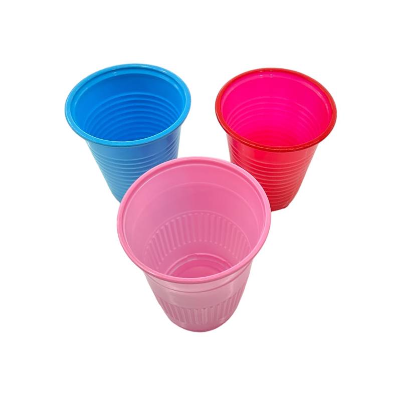 <li>Vasos desechables 50 unidades</li>